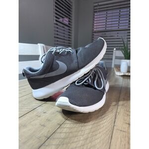 Size 11 - Nike Roshe One Gray - 511881-033